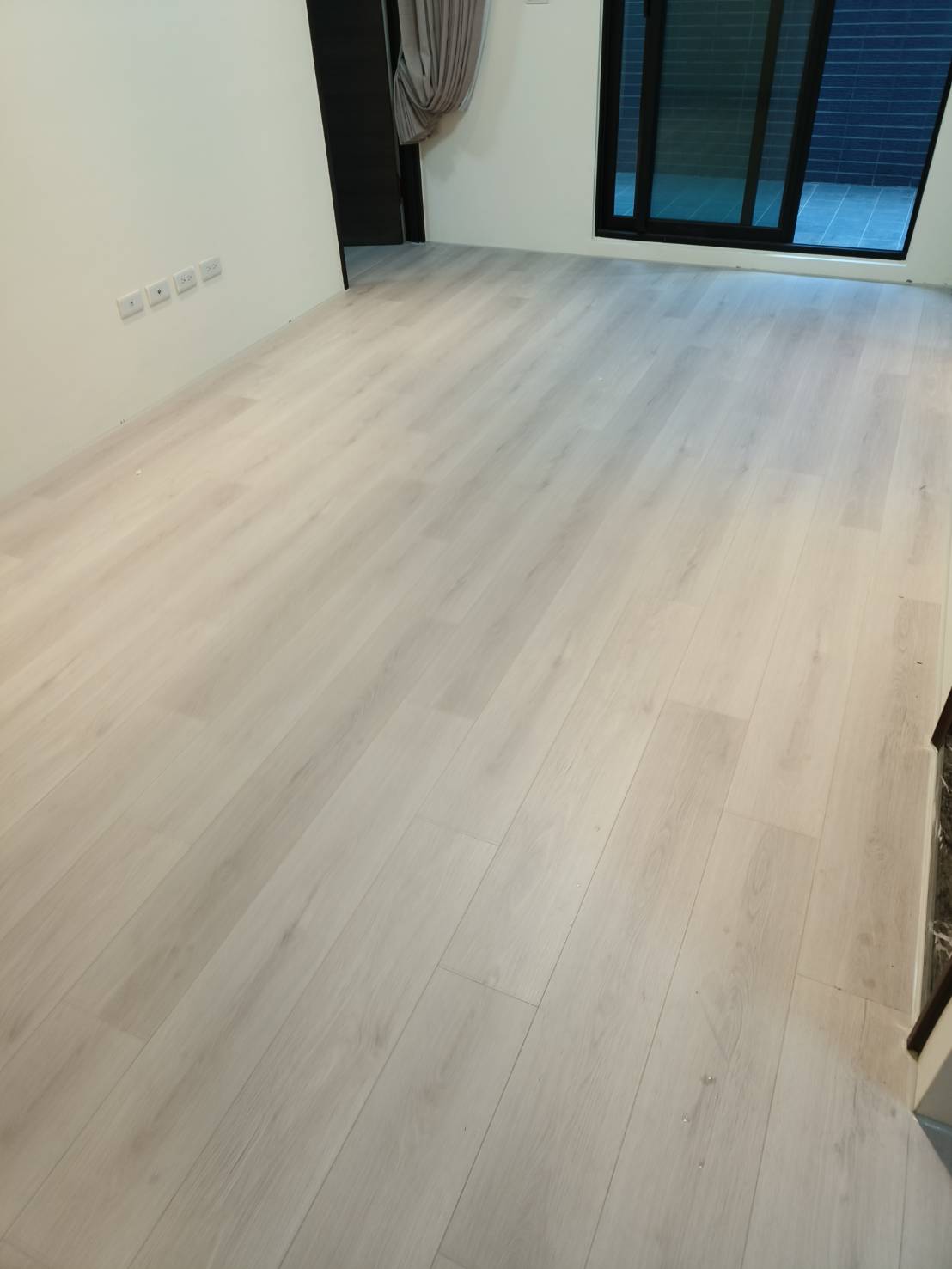 台中卡扣地板 彰化卡扣石塑地板 員林卡扣石塑地板 中部卡扣地板 裝潢推薦 商用地板 超耐磨地板 田中地板施工 溪湖卡扣地板施工 二林卡扣地板施工 二水卡扣地板施工 溪州卡扣地板施工 #大村卡扣地板施工 埔鹽卡扣地板施工 埔心卡扣地板施工 大里卡扣地板施工 北屯卡扣地板施工 員林卡扣地板施工 彰化卡扣地板施工 花壇鄉卡扣地板施工 鹿港卡扣地板施工 田尾地板施工 超耐磨塑膠地板施工 南投地板施工 台中地板施工 逢甲spc地板施工 社頭spc地板施工 烏日spc地板施工 永靖地板施工 秀水spc地板施工 北斗spc地板施工 竹山地板施工 餐廳地板施工 中區地板施工 西區地板施工 南區地板施工 南屯地板施工 烏日地板施工 豐原地板施工 南投地板施工 民間地板施工 沙鹿地板施工