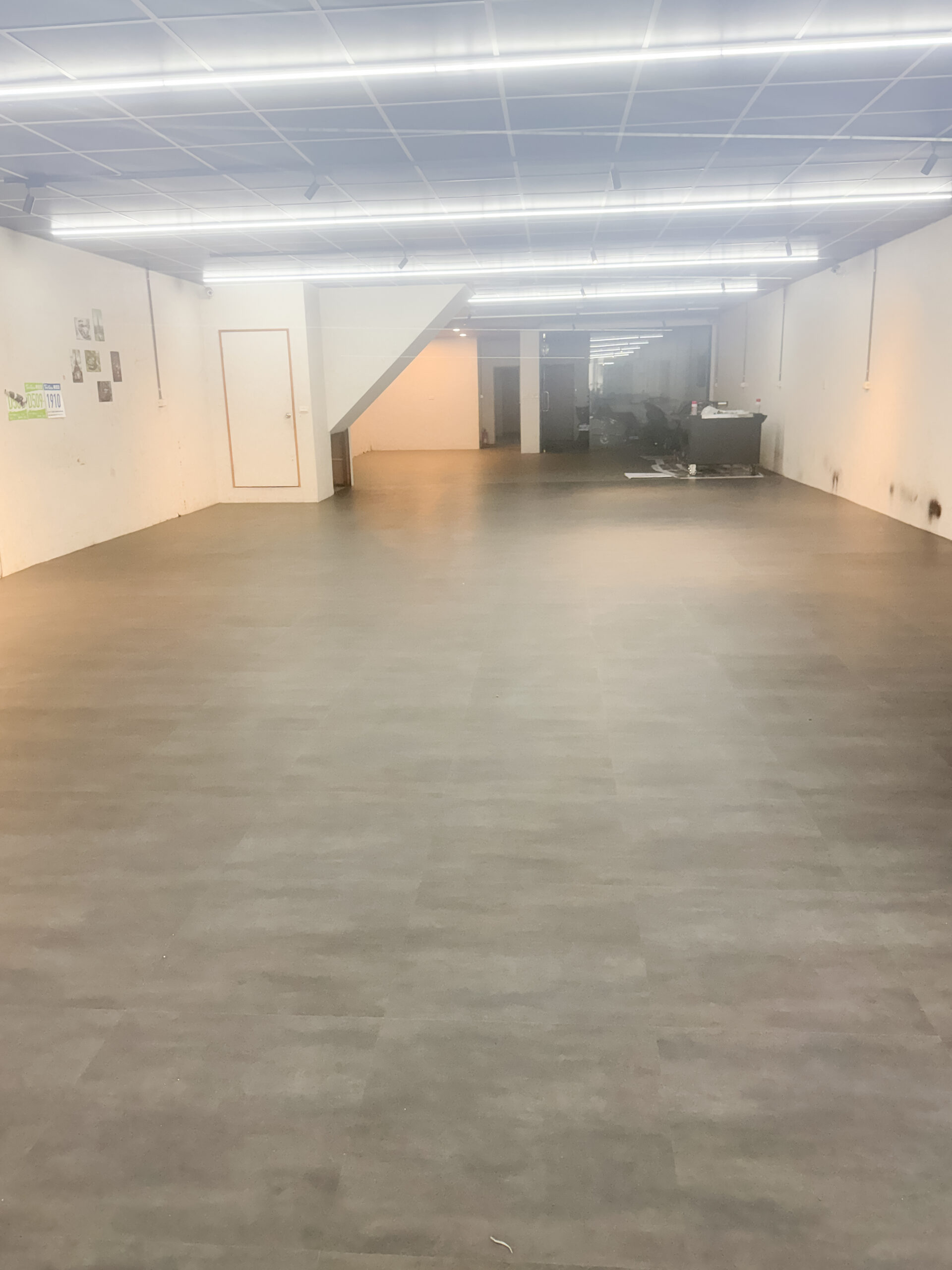 台中塑膠地板 彰化塑膠地板 員林塑膠地板 中部塑膠地板 裝潢推薦 商用塑膠地板 超耐磨塑膠地板 田中地板施工 溪湖地板施工 二林地板施工 二水地板施工 溪州地板施工 大村地板施工 埔鹽木地板施工 埔心木地板施工 大里木地板施工 北屯木地板施工 員林木地板施工 彰化木地板施工 花壇鄉木地板施工 鹿港地板施工 田尾地板施工 超耐磨塑膠地板施工 南投地板施工 台中地板施工 逢甲地板施工 社頭地板施工 彰化地板施工 永靖地板施工 秀水地板施工 北斗地板施工 竹山地板施工 餐廳地板施工 中區地板施工 西區地板施工 南區地板施工 南屯地板施工 烏日地板施工 豐原地板施工